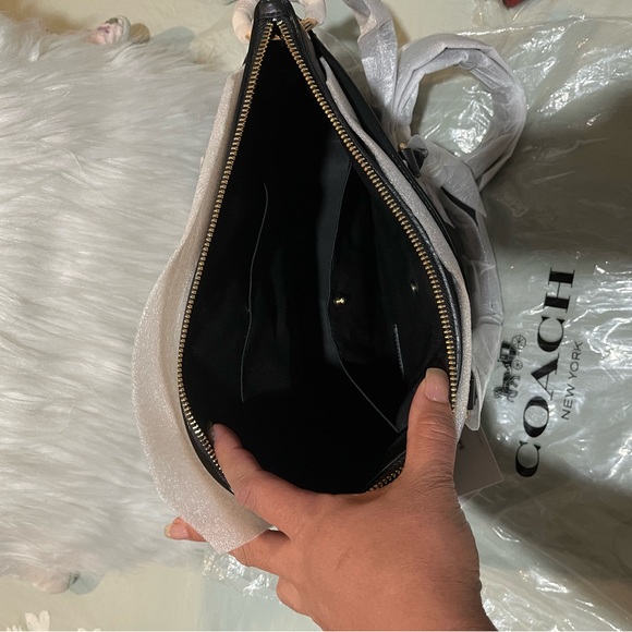 NWT COACH SIGNATURE SATCHEL BAG WITH WALLET - Picture 8 of 13